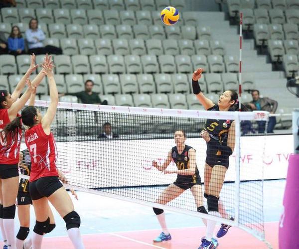  阿尔卡拉斯鏖战五局险胜晋级半决赛