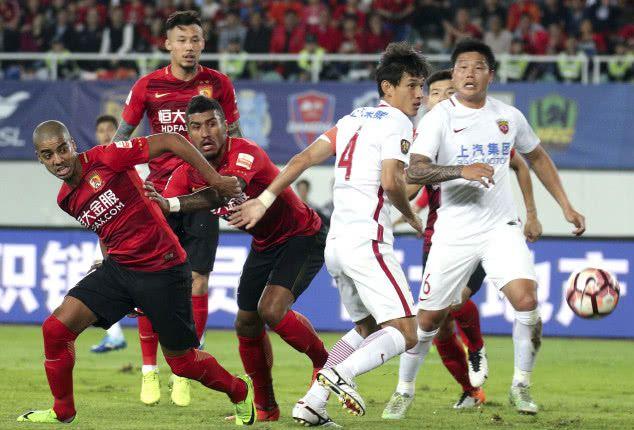  中超联赛迎来关键战，争冠保级白热化