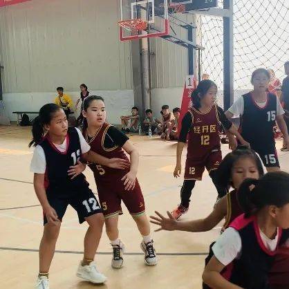  篮球公益行点燃山区孩童梦想