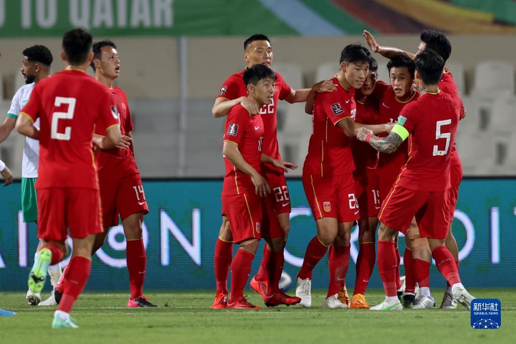  世界杯预选赛激战正酣悬念迭起