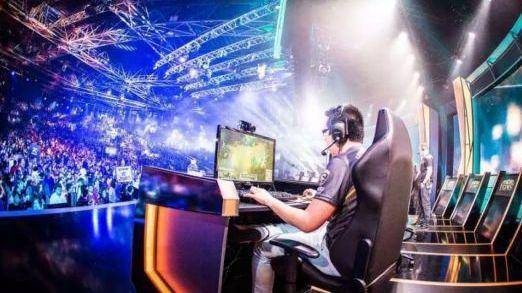  星际争霸II黄金联赛收官，老将新人同台竞技展风采  