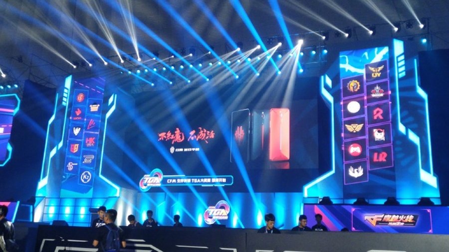  极限操作惊艳全场定义电竞美学